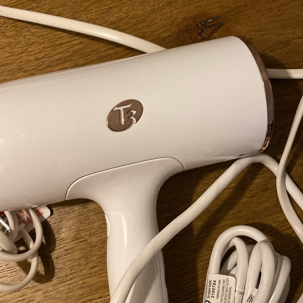 T3 hairdryer rose gold